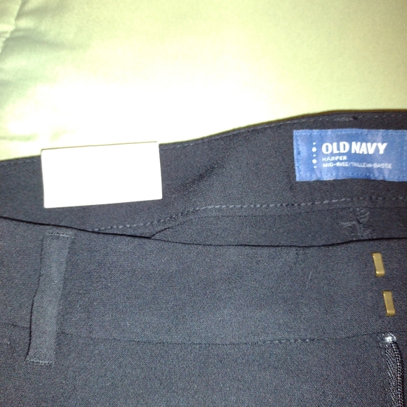 Old Navy cropped dress type pants - Picture 2 of 4